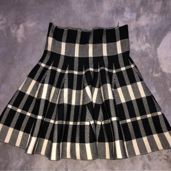 4 Tartan Print Pleated Skirts /circle skater, warm,striped - Picture 4 of 10